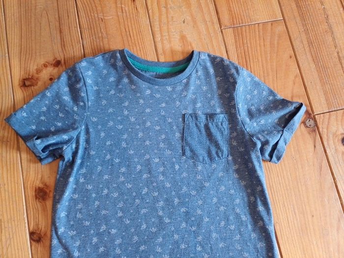 Age 8-9 Blue Teeshirt