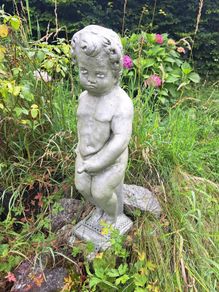 Garden Fountain Statue