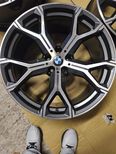 BMW OEM alloys