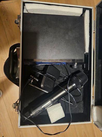 T-Bone Wireless Microphone