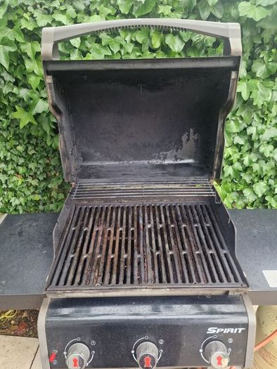 Weber Spirit - 3 Burner gas bbq