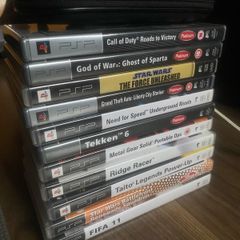 PSP street E1000 with charger and games