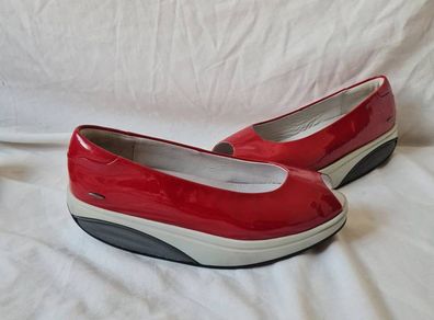 Mbt kainga rockers Size 4 eu 37 red leather in excellent condition