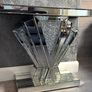 glass table Image 3