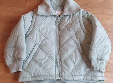 Gorgeous Girls Jacket with Detachable Sleeves Age 3 to 4 Yr