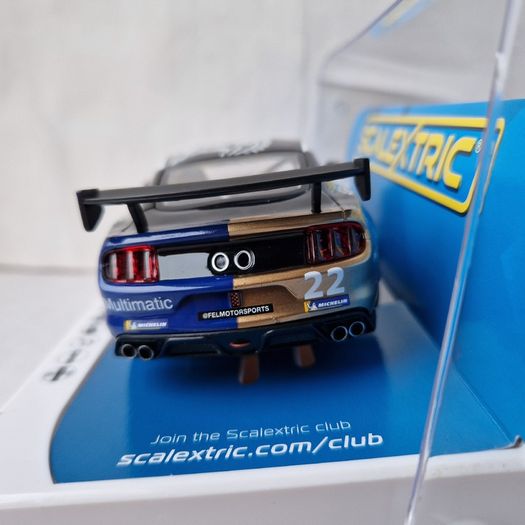 Scalextric Ford Mustang GT4 #22 Slot Car ( C4403 endurance gt touring )