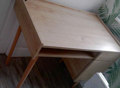 Quality Wooden DESK 30 euro for quick sale