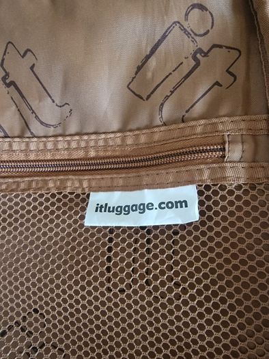 MEDIUM Plastic suitcase IT