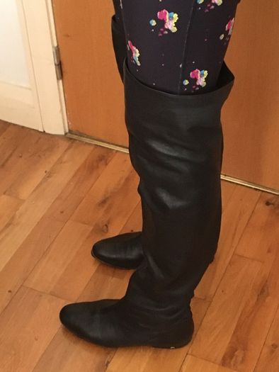 Vintage Long LEATHER Boots     /   Over-The-Knee Leather Flats