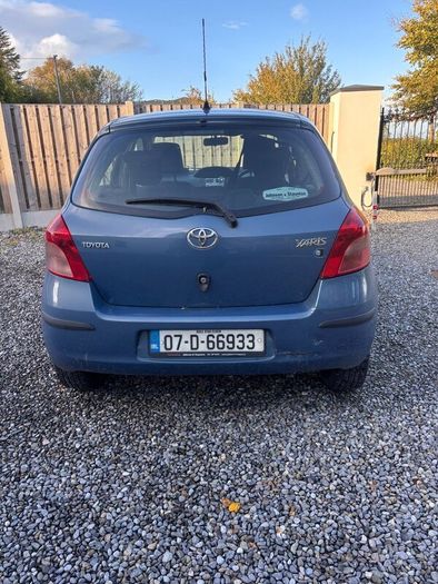Toyota Yaris 1.0L 2007 (180,000km)
