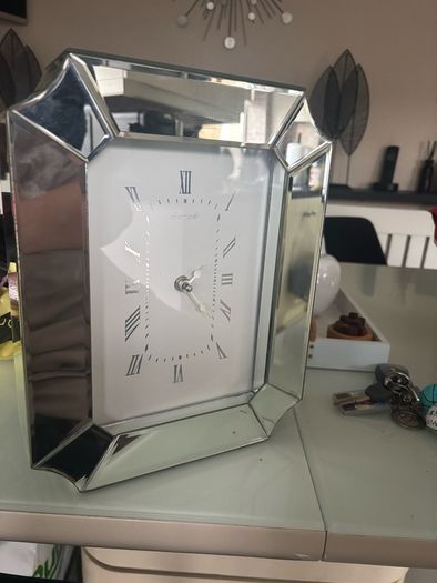 mirror clock