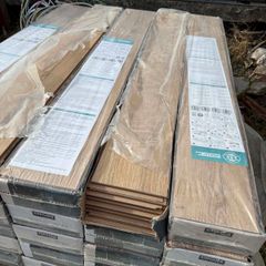 Premium Laminate Flooring - STEPCLICK 10mm AC4 (Up to 90 sq.m)