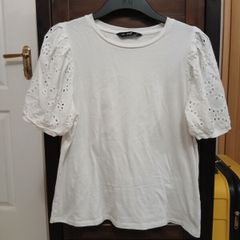 White t-shirt detailing on sleeves
