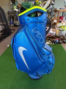 nike staff bag