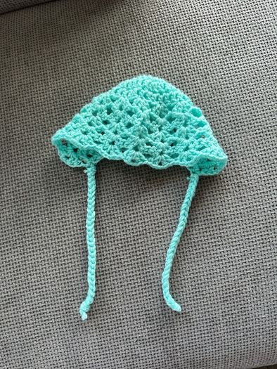 Crochet baby hat