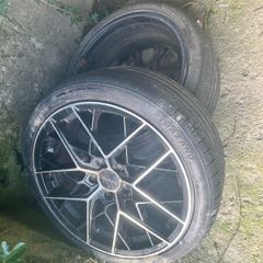 four wheel with two tyres