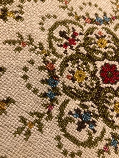 Vintage tapestry plate rest