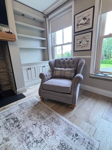 Alexander & James 4-Seater Sofa & 2 Armchairs