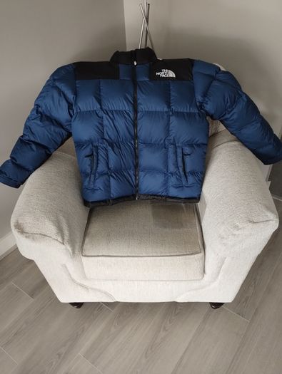 North Face jacket only worn 2 or 3 times large size