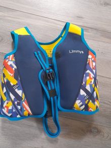 swim vest