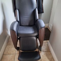Kirton G-2 Orthopedic Chair.