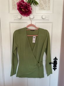 jumper Bnwt olive green wrap jumper size 10/12