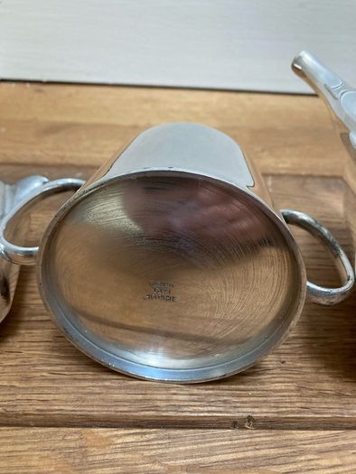 Silver teapot /Sugar bowl /milk jug and cake slice