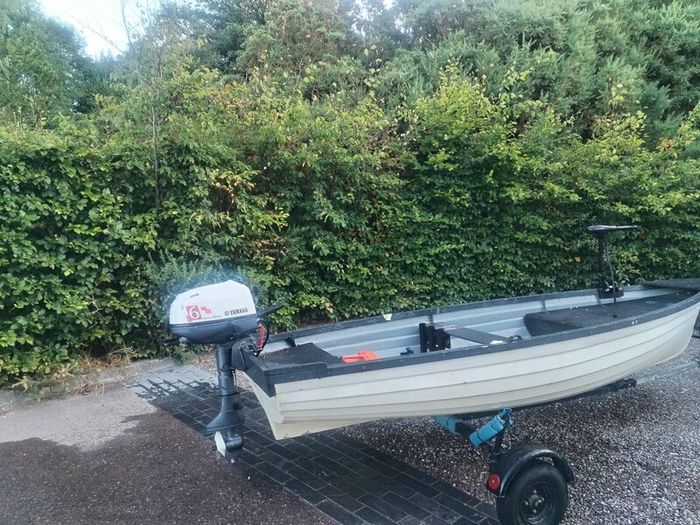 Lovely Fibreglass Fishing Boat