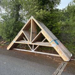 Roof trusses