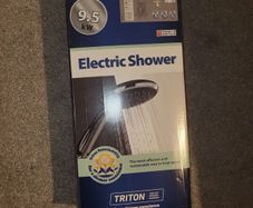 Triton Electric Shower - White