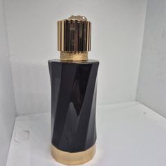 Versace Vanille Rouge Perfume