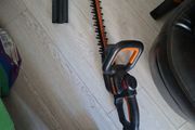 WORX NITRO 20V Cordless Brushless Hedge Trimmer.