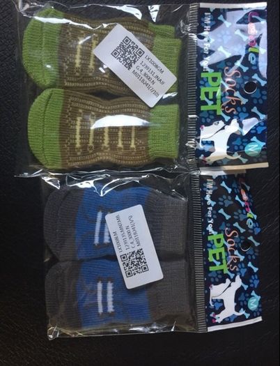 Dog grooming accessories clothes shoes socks jumpers sweaters raincoats ribbons