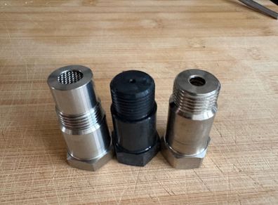 lambda Oxygen Sensor Adapter, Universal Check Engine Light Eliminator Adapter O2 Oxygen Sensor Spacer Extender Insulator for Exhaust Systems