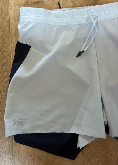 Arcteryx Norvan Short 5 M - BNWT (Alphine / Blk Sapphire)