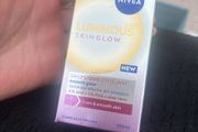 nivea skin glow exfoliant