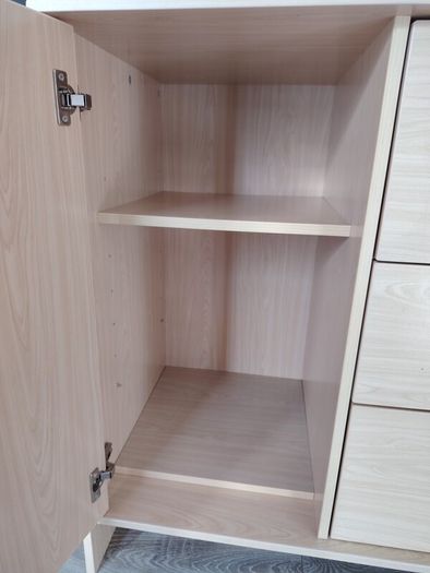 Beautiful chest of drawers/changing unit