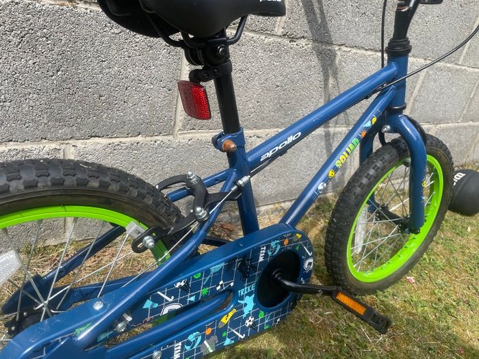 16 inch Halfords bike