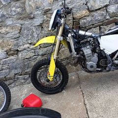drz 400 suprmoto 2006 @ 2004