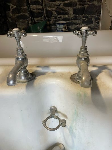 Cast Iron Bathtub