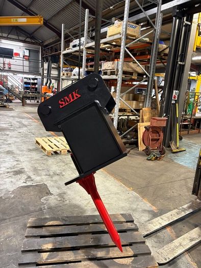 13 ton post driver
