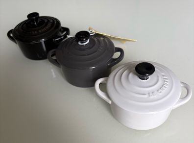 le creuset 3 mini cocottes