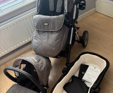 Silver Cross Pioneer Brompton Limited Edition - Mothercare Exclusive - Full Travel System