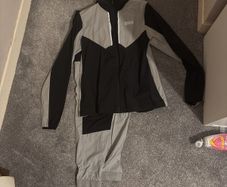 mens track