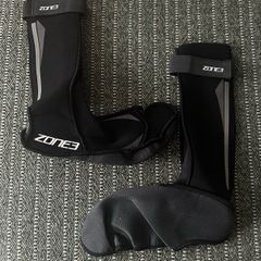 Zone3 Neoprene Swim Socks (Size M / 4-6)