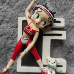 Betty Boop Initial E figurine
