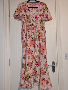 stunning floral cap sleeve midi dress from Loriane