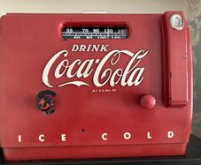 Coca Cola Cooler Valve Radio Year 1948