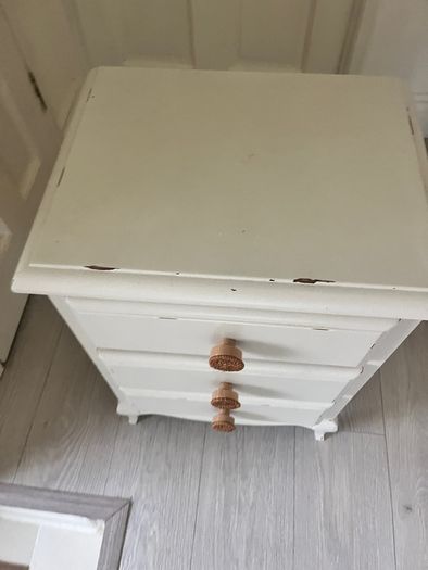 locker white/distressed/bohemia style