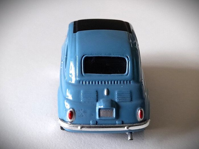 Diecast Model Fiat 500 F Berlina - del Prado Car Collection 1:43